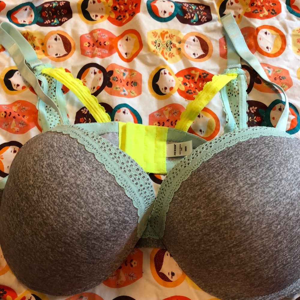 New w/out tags Joe Boxer Bra (38 DD)